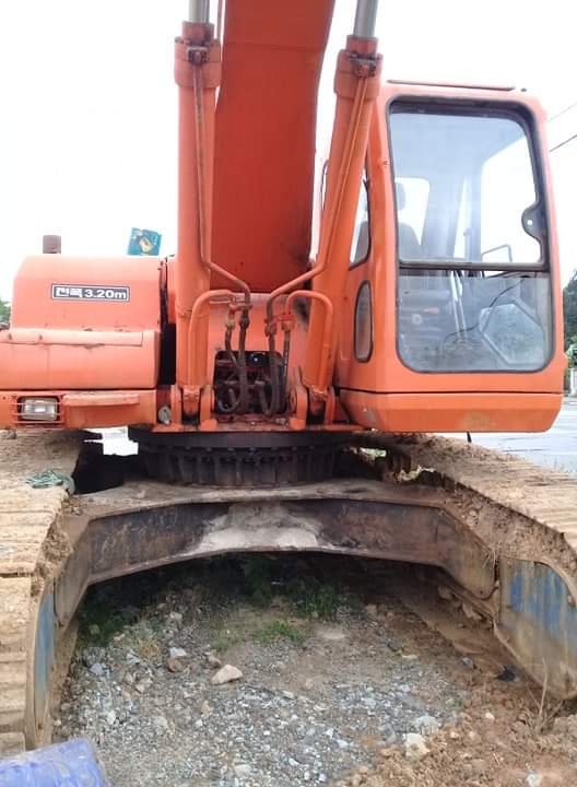 sửa chữa hệ thống điện máy xúc