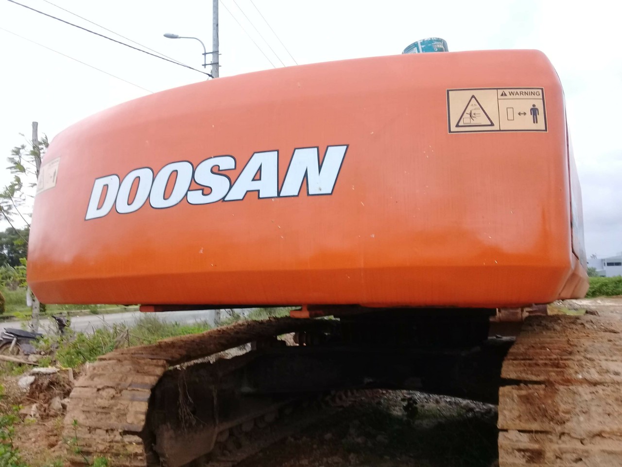 sửa chữa máy xúc quốc lộ 51