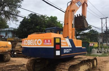 Lổi trên màn hình máy xúc Kobelco