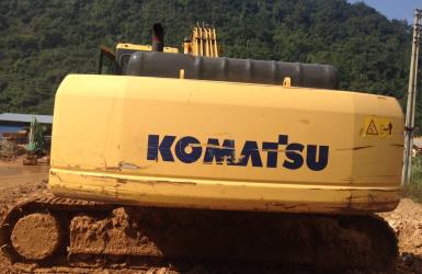 Sửa chữa máy xúc Komatsu